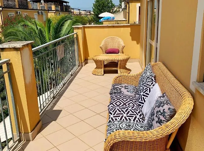 Anna's House Solarium Terrace Apartment